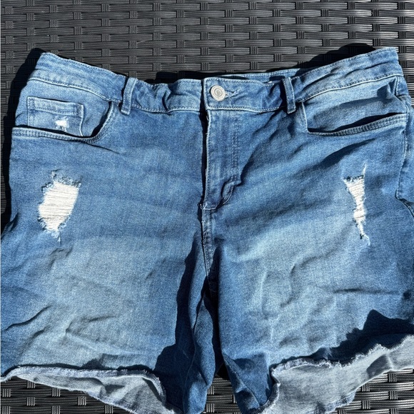 Stretchy Sofia Jeans Denim Blue Women's Distressed Shorts - Picture 1 of 3